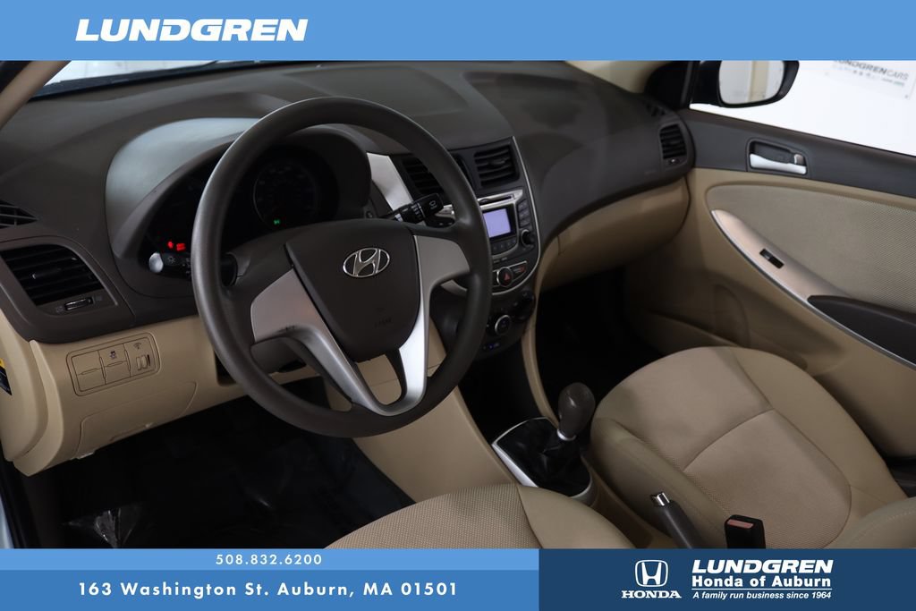 Used 2012 Hyundai Accent GLS w/ Comfort Pkg 2 FWD image 8