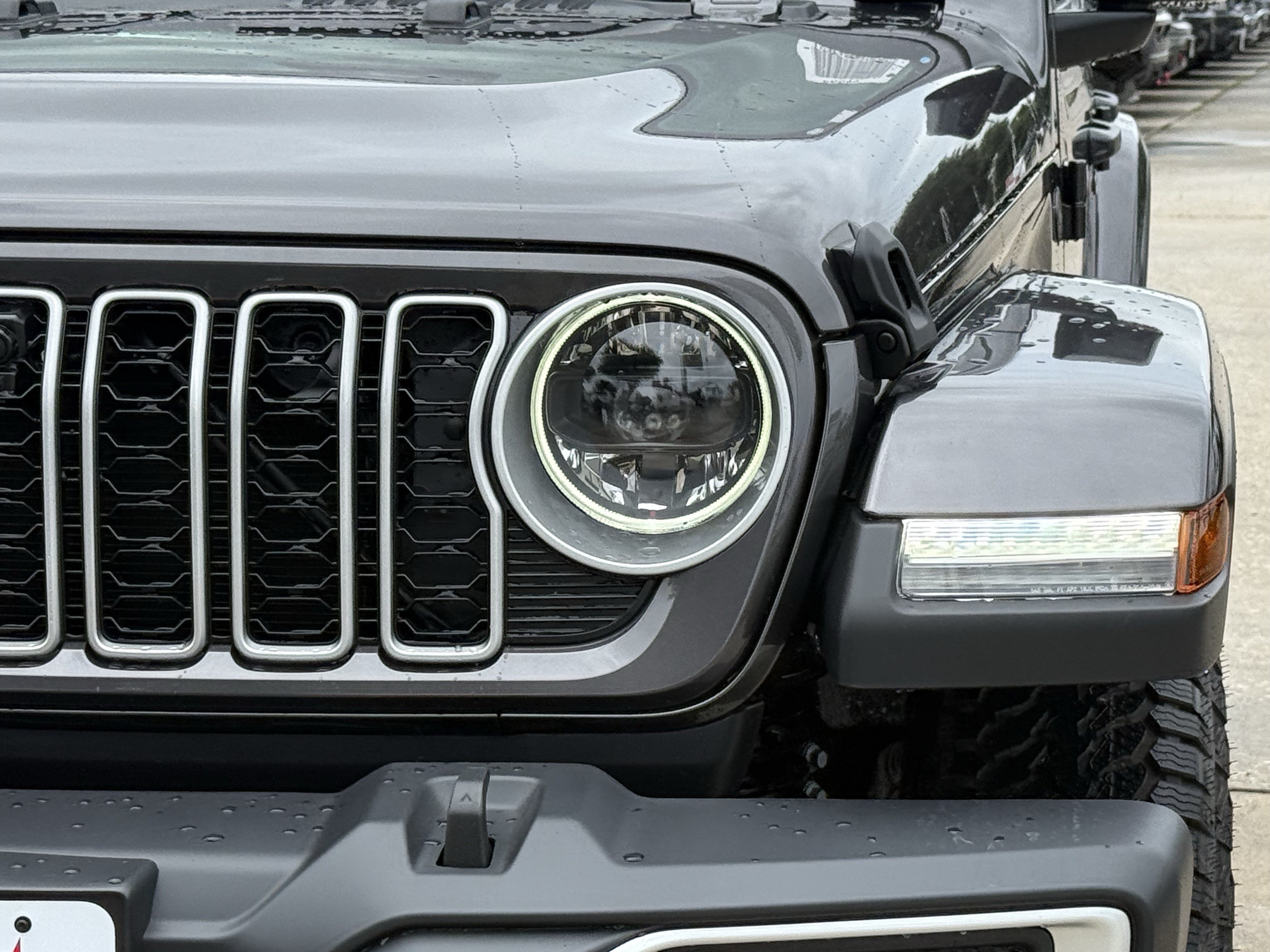 New 2026 Jeep Wrangler Unlimited Sahara AWD/4WD image 8