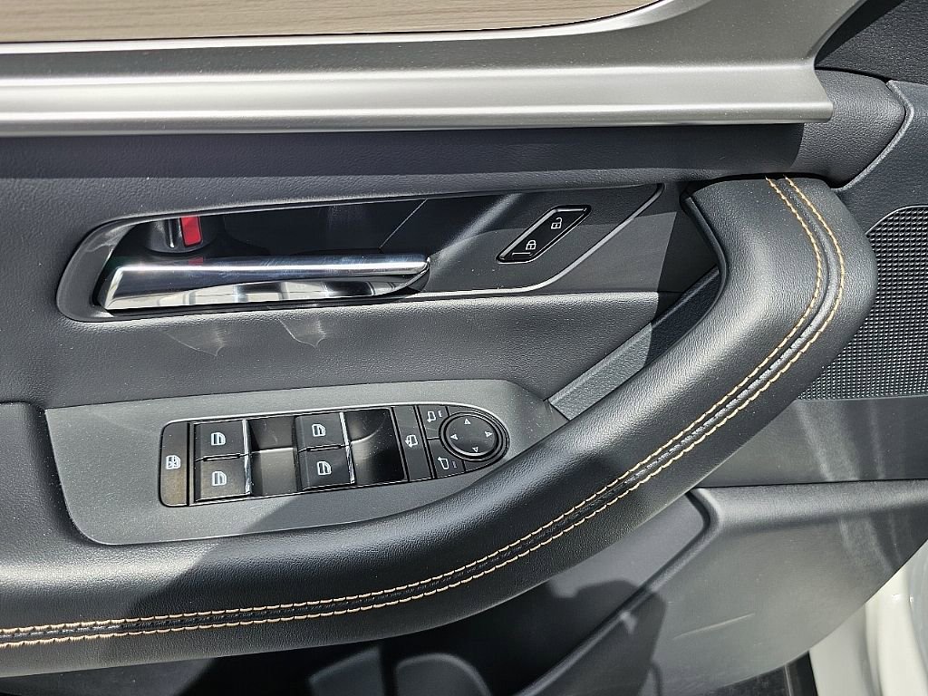 New 2026 MAZDA CX-90 Plug-In Hybrid w/Premium Sport image 29