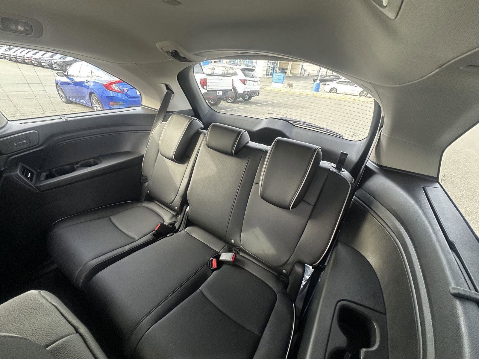 New 2026 Honda Odyssey Elite image 11