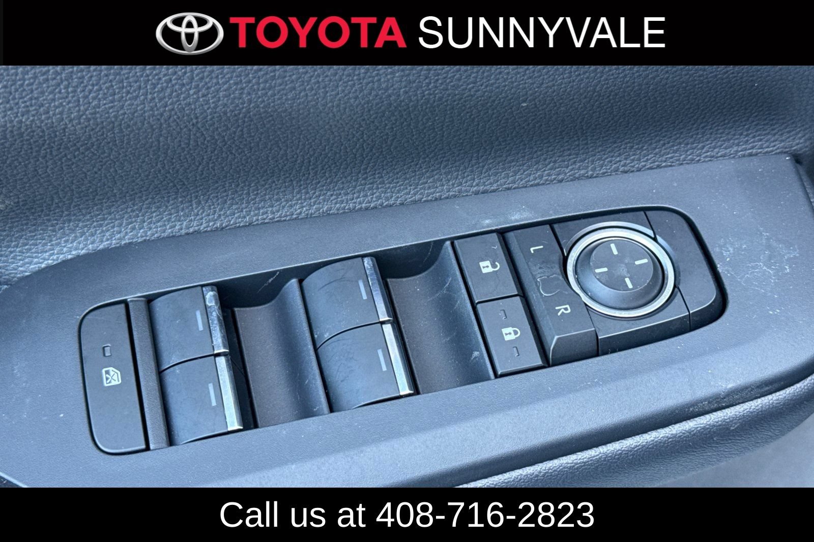 Used 2026 Toyota Prius Plug-In Hybrid w/ Limited Premium Package FWD image 17