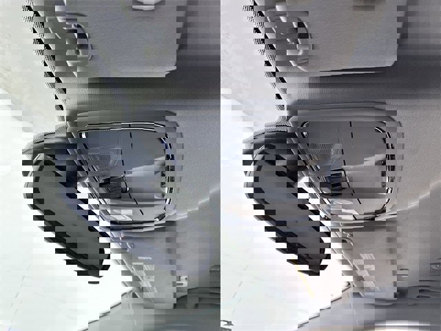 Used 2019 Jeep Cherokee Trailhawk w/ Comfort/Convenience Group image 19