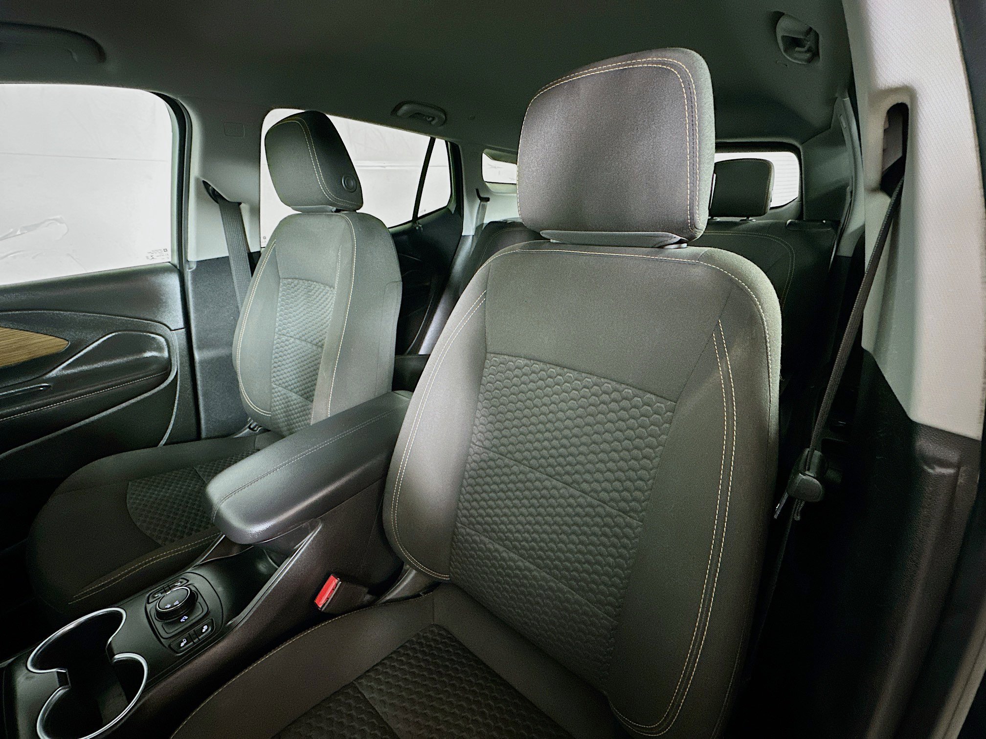 Used 2019 GMC Terrain SLE w/ Driver Convenience Package image 19