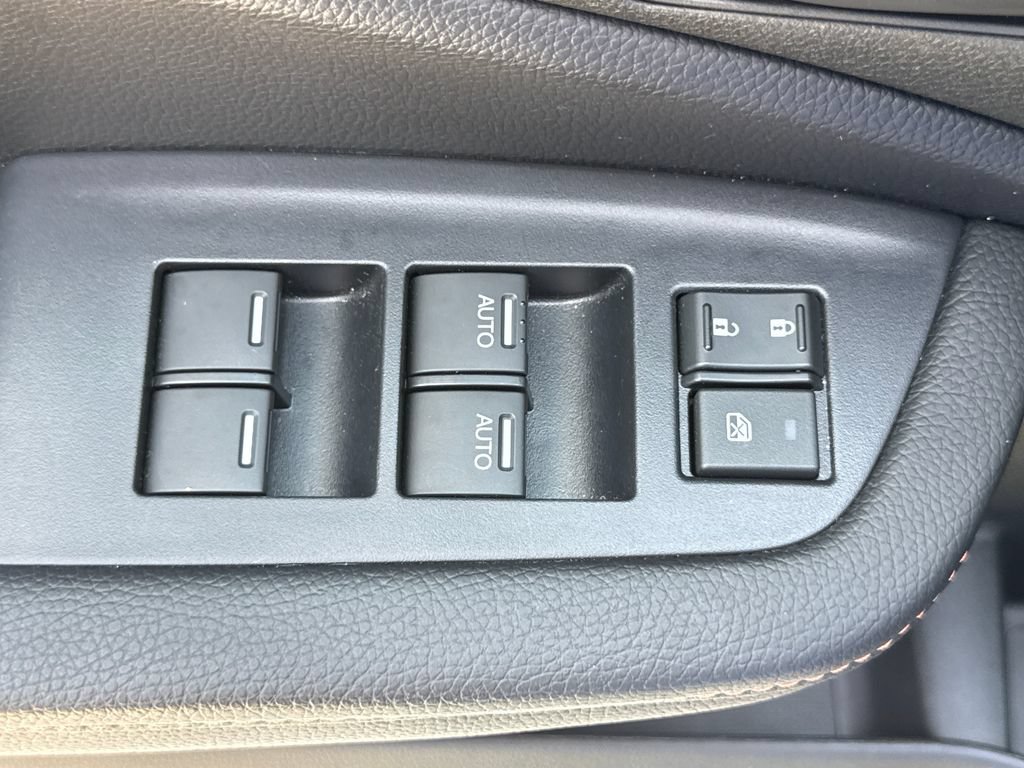 Used 2025 Honda Ridgeline TrailSport image 14