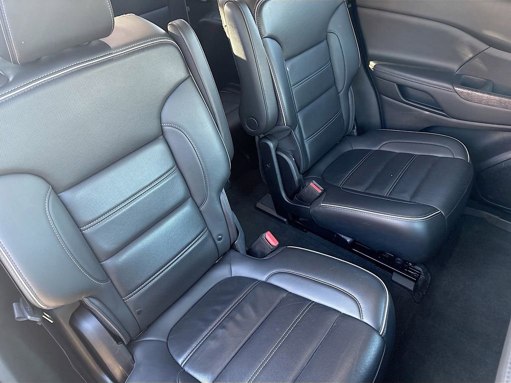 Used 2023 GMC Acadia Denali w/ Black Diamond Edition image 30