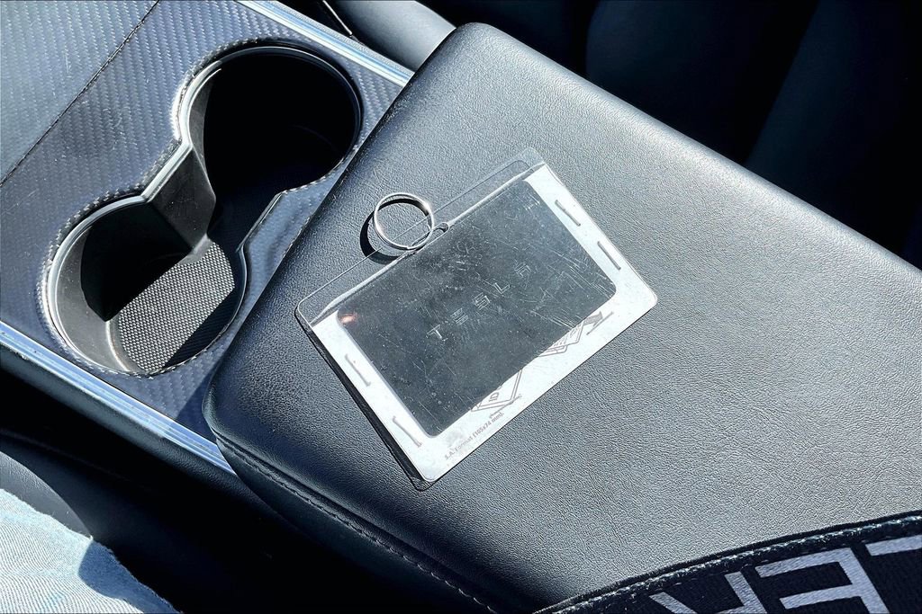 Used 2020 Tesla Model 3 Performance image 11