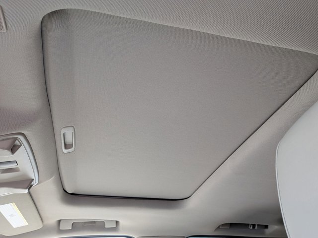 Used 2018 Cadillac Escalade ESV Luxury image 13