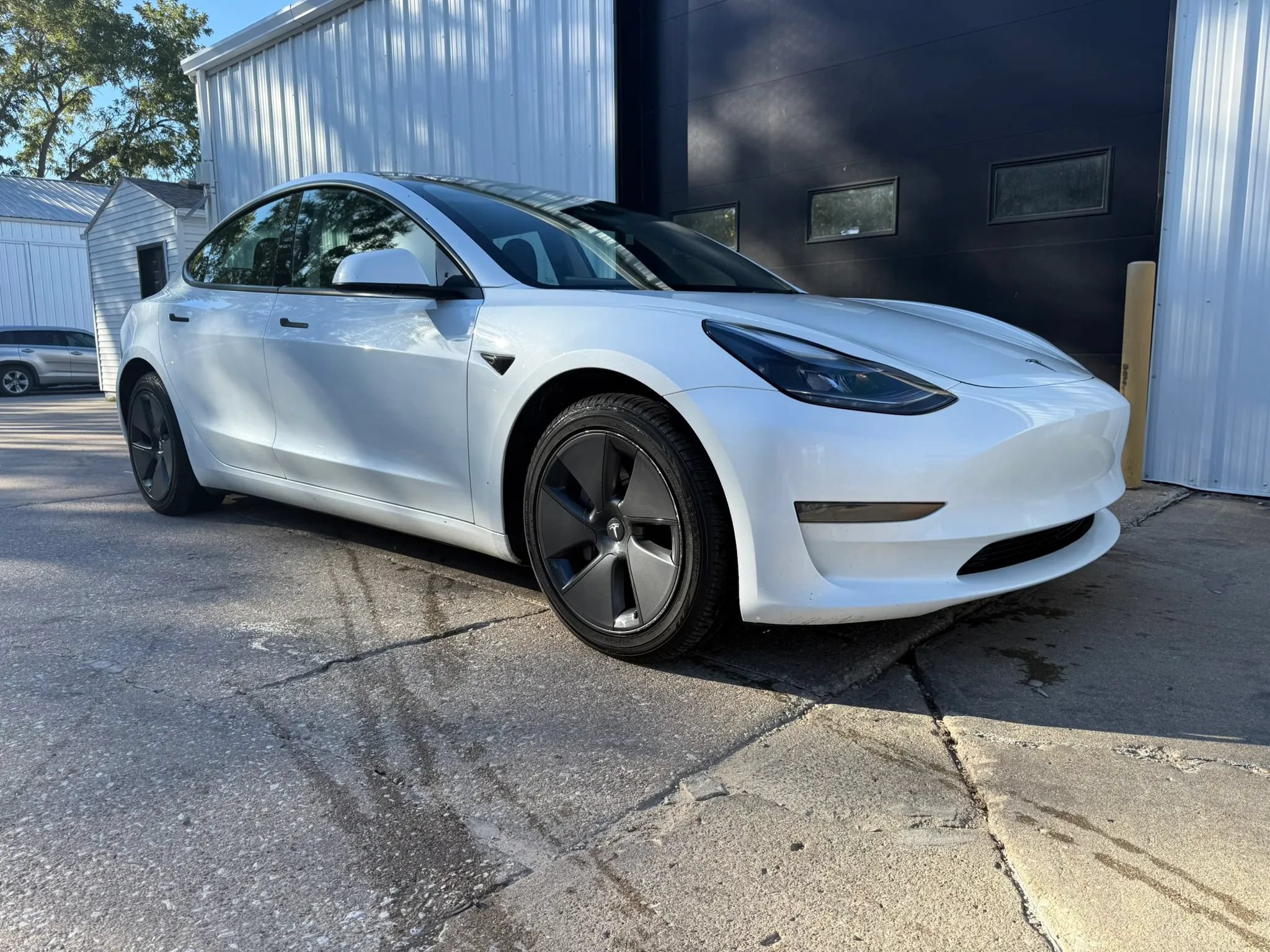 Used 2023 Tesla Model 3 Long Range AWD/4WD image 2