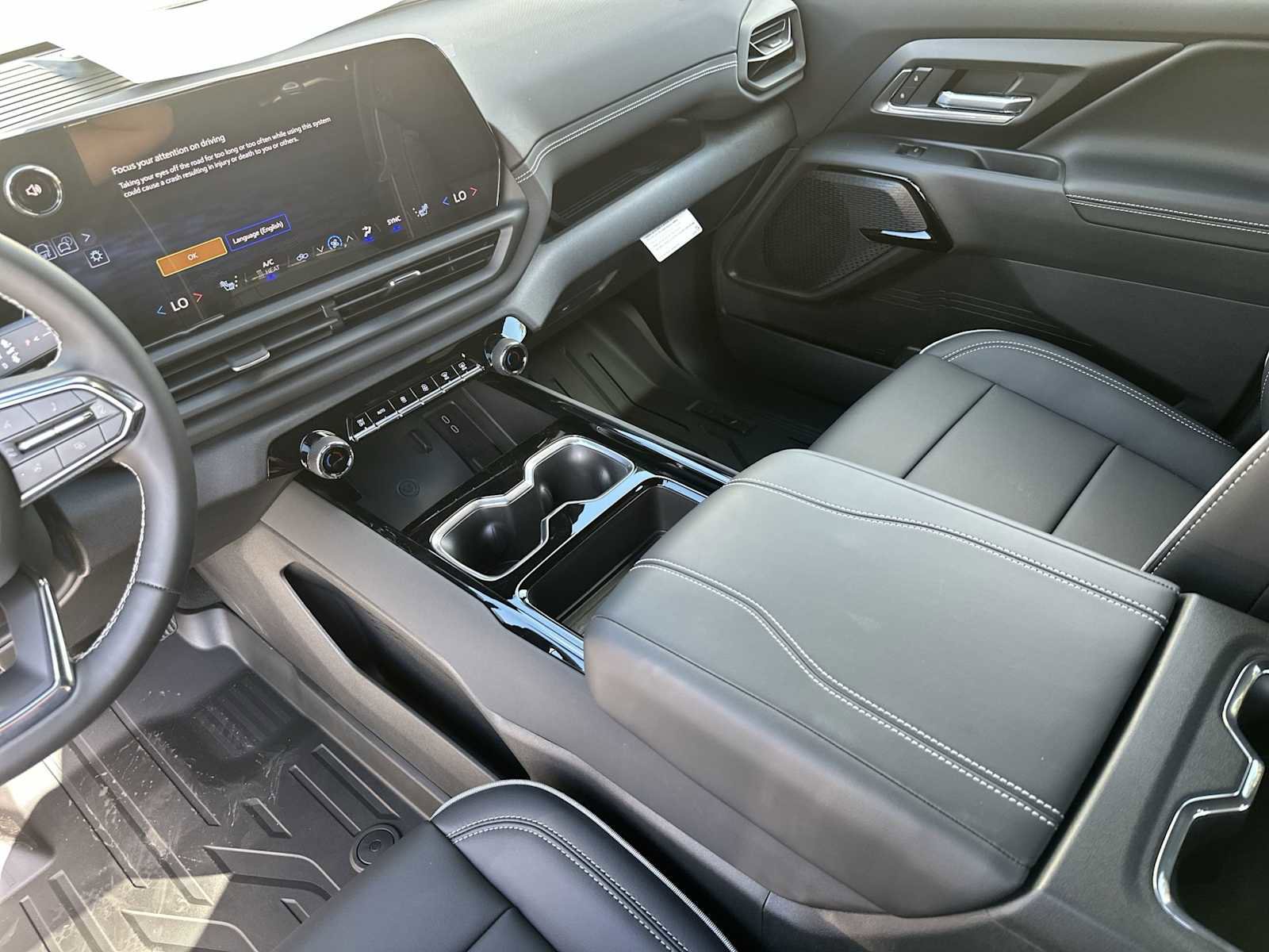 New 2026 Chevrolet Silverado EV LT image 21