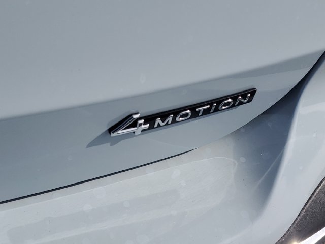 New 2027 Volkswagen Taos SE AWD/4WD image 6