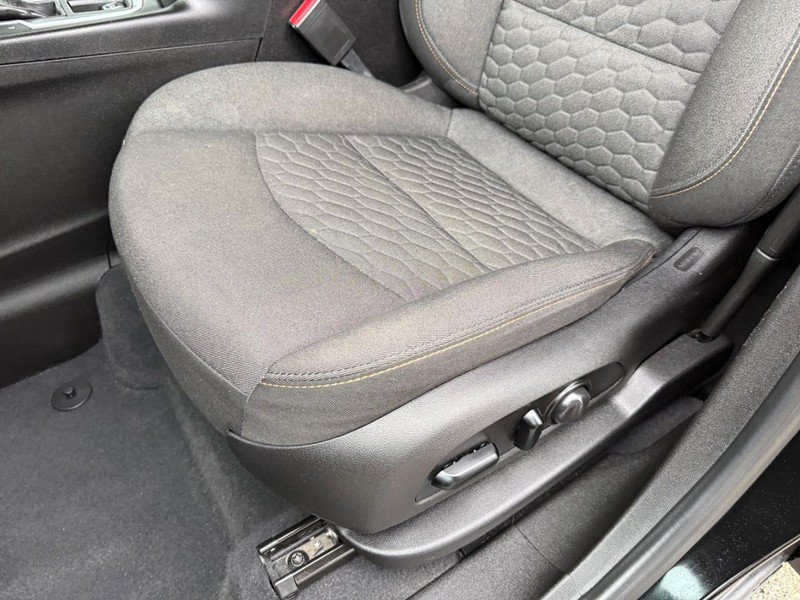 Used 2019 Chevrolet Equinox LT FWD image 17