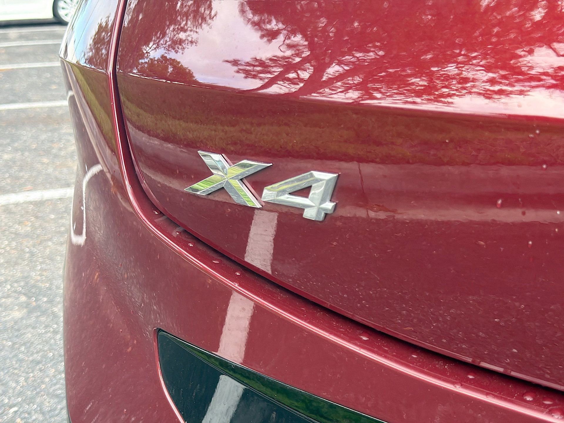 Certified 2025 BMW X4 xDrive30i w/ Premium Package image 12