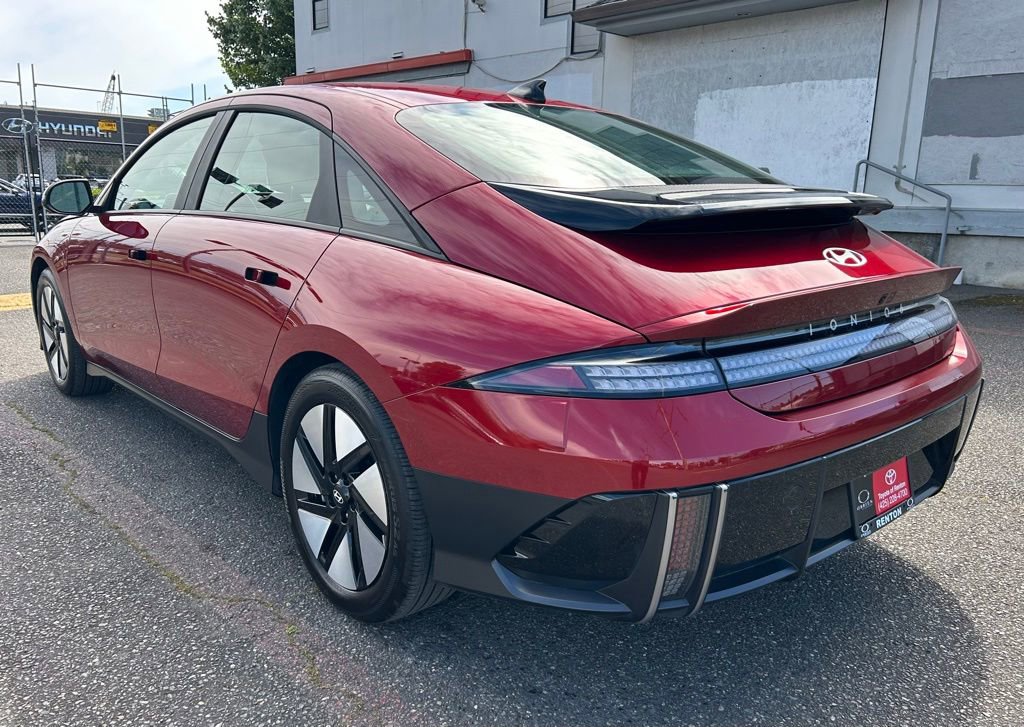 Used 2024 Hyundai Ioniq 6 SE RWD image 7
