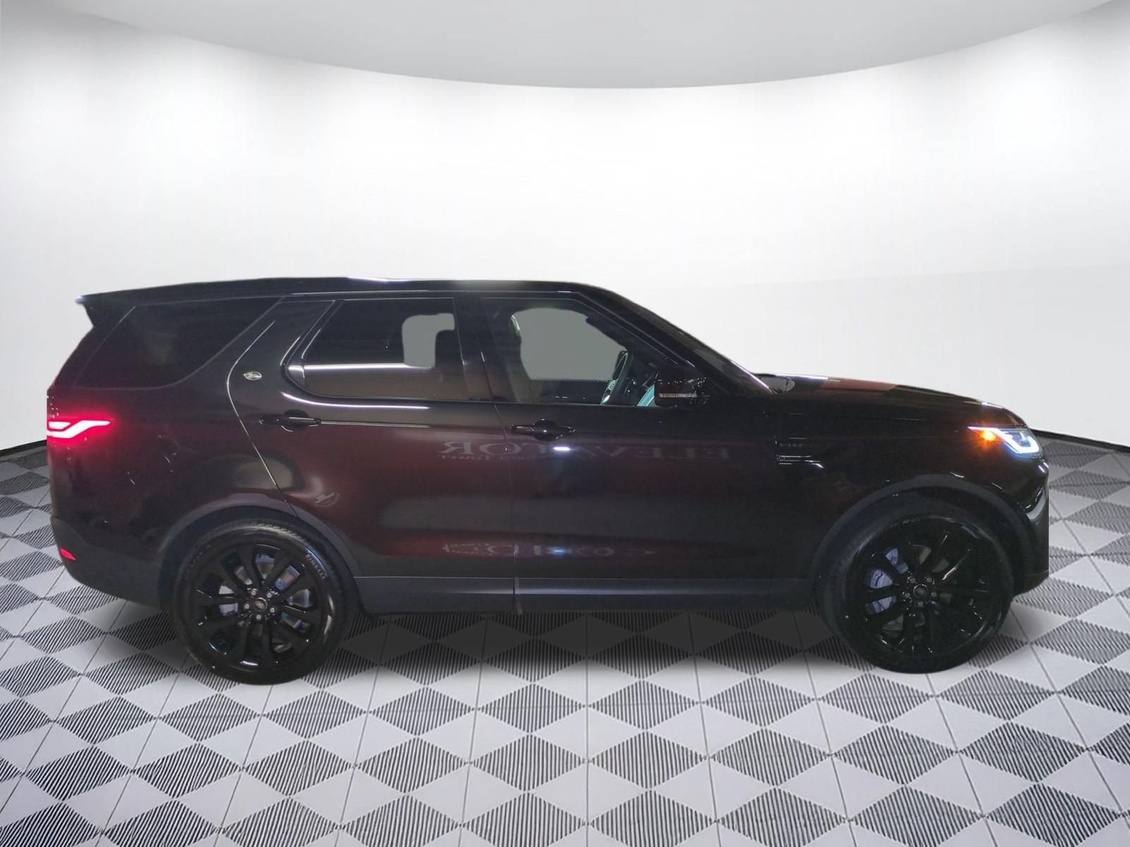 New 2026 Land Rover Discovery S AWD/4WD image 6