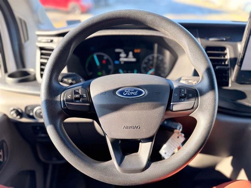 Used 2022 Ford E-Transit 148 High Roof Extended RWD image 23