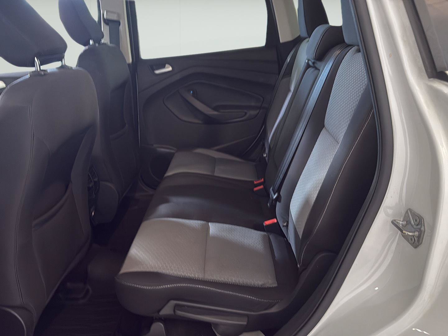 Used 2019 Ford Escape SE AWD/4WD image 10