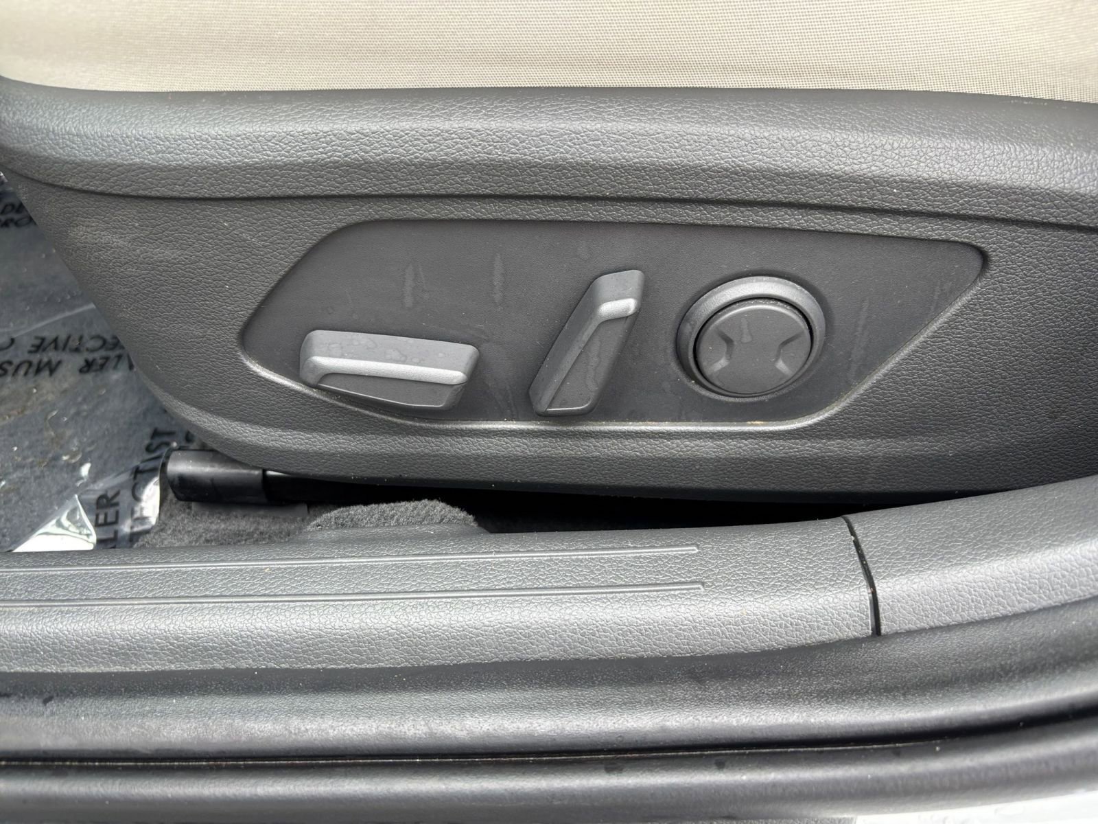 Used 2025 Hyundai Sonata SEL FWD image 23