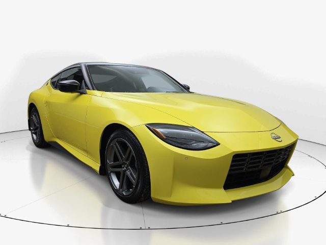 Used 2024 Nissan Z Sport w/ Floor Mat Package RWD image 3