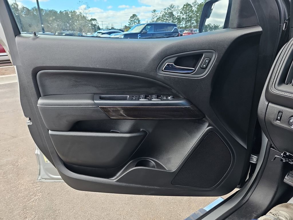 Used 2017 GMC Canyon SLT w/ Driver Alert Package image 31