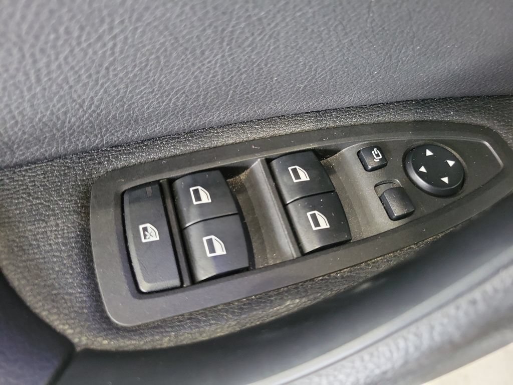 Used 2020 BMW X2 sDrive28i w/ Convenience Package FWD image 18