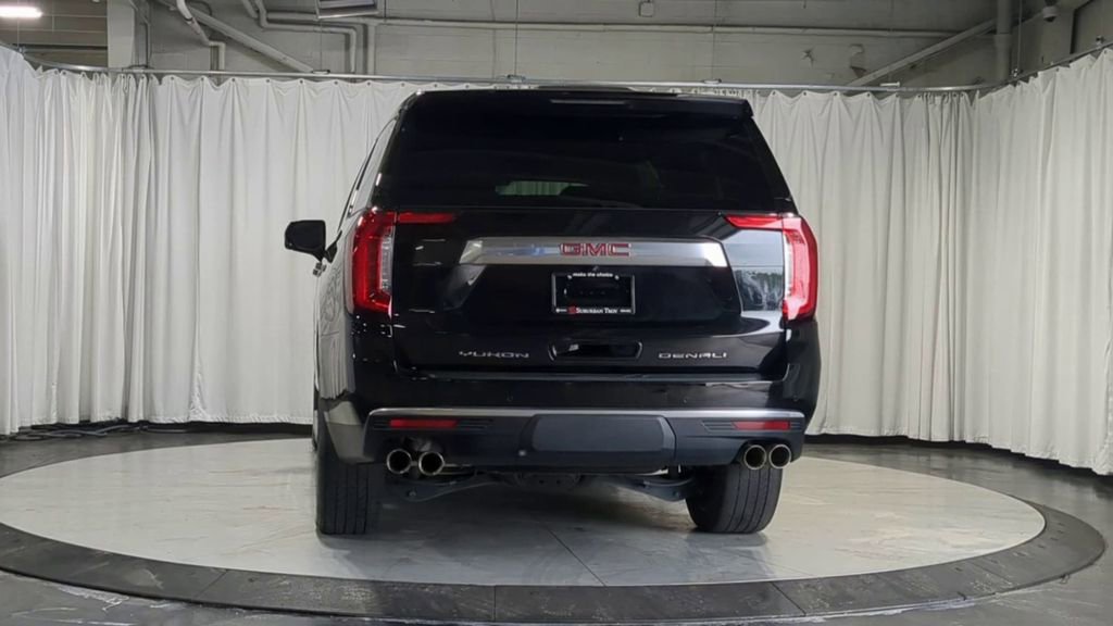 Used 2024 GMC Yukon XL Denali w/ Max Trailering Package AWD/4WD image 9