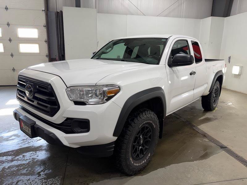 Used 2019 Toyota Tacoma SR w/ SX Package AWD/4WD image 5