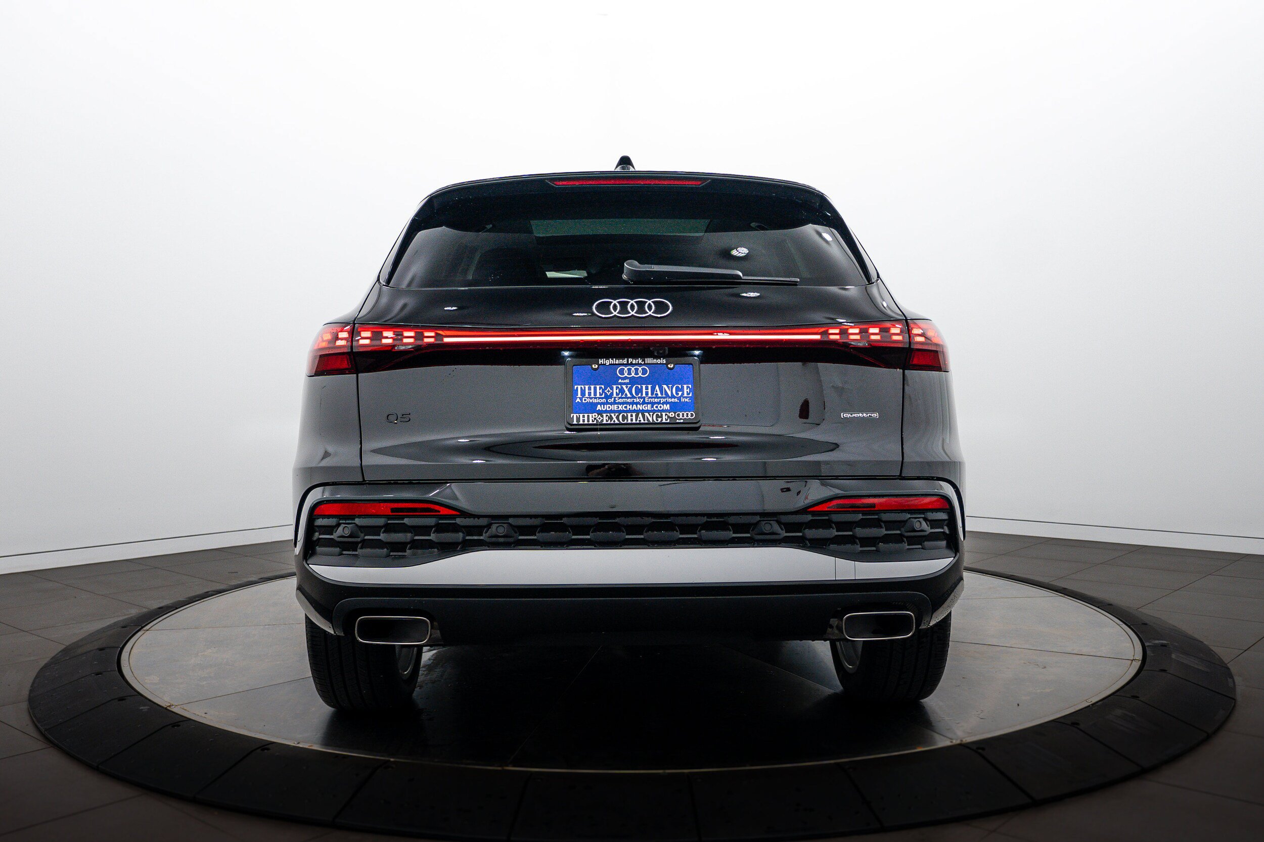 Used 2025 Audi Q5 Premium w/ Premium Plus AWD/4WD image 22