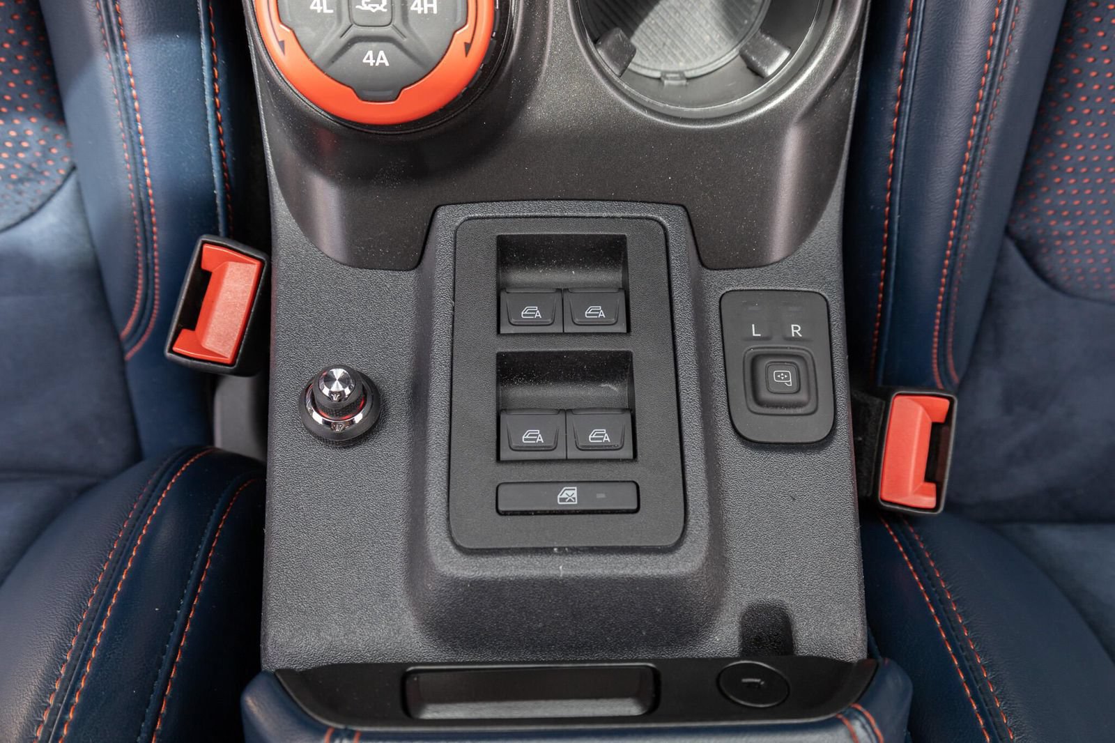 Used 2023 Ford Bronco Raptor AWD/4WD image 39