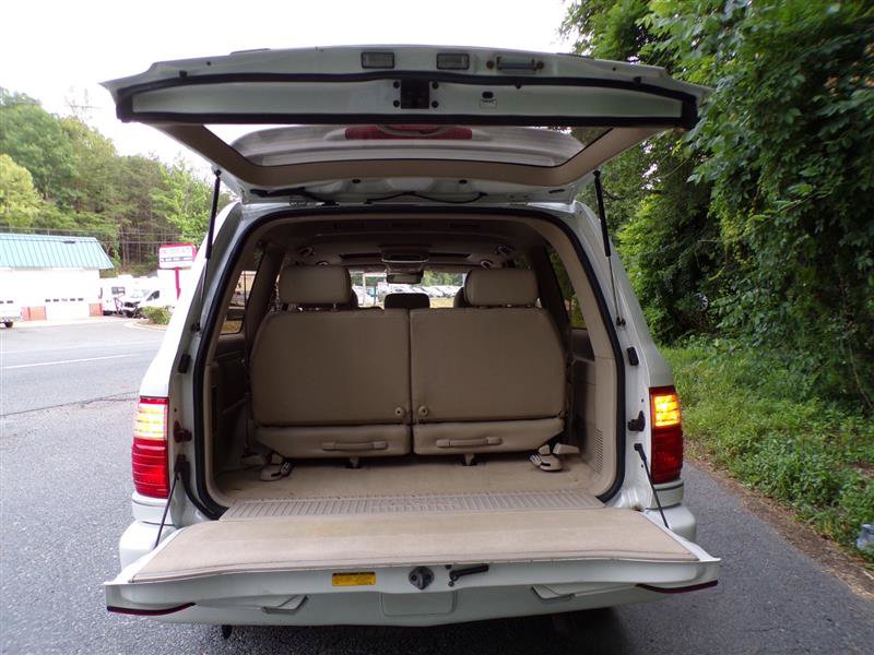 Used 2003 Lexus LX 470 4WD image 45