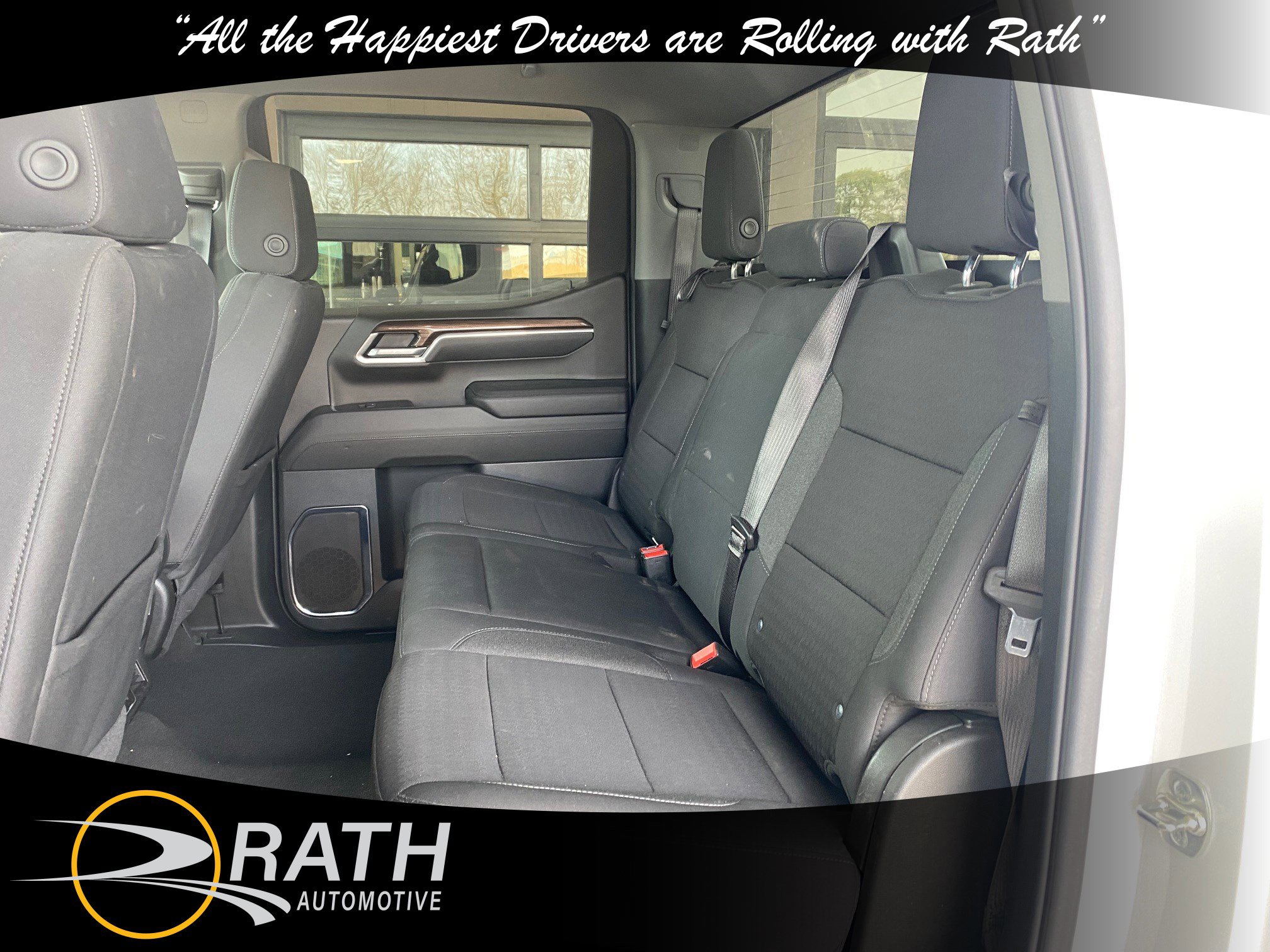 Used 2025 Chevrolet Silverado 1500 LT AWD/4WD image 17