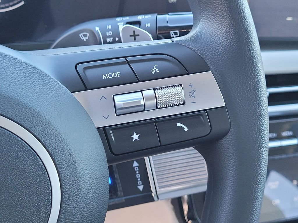 New 2026 Hyundai Tucson SEL image 17