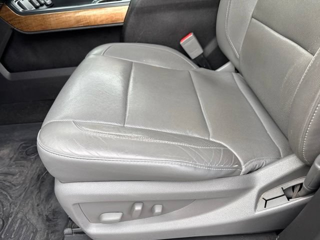 Used 2017 Chevrolet Silverado 1500 LTZ w/ Sport Package AWD/4WD image 23