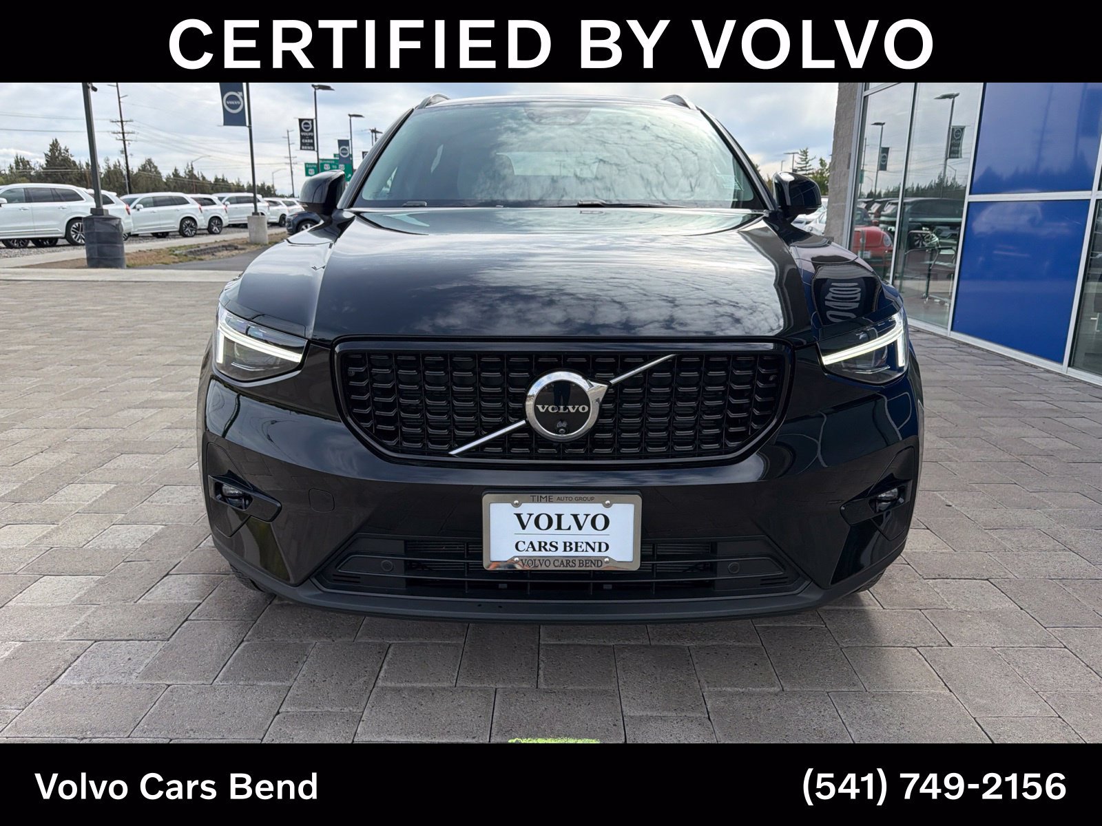 Used 2025 Volvo XC40 B5 Ultra AWD/4WD image 3