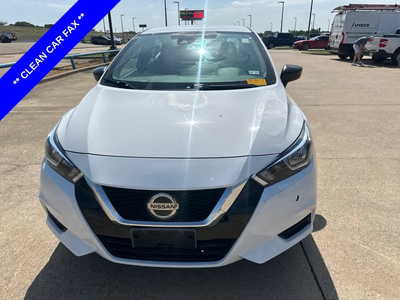 Used 2022 Nissan Versa S FWD image 2