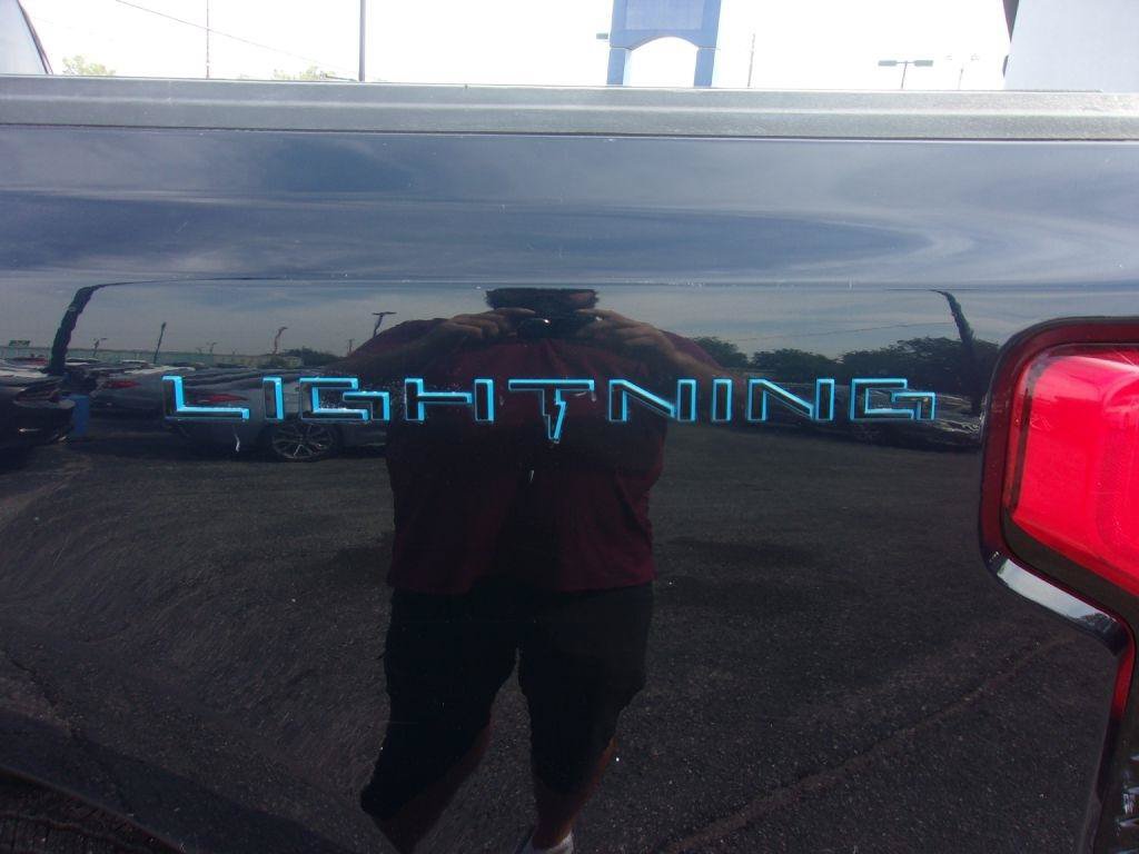 Used 2023 Ford F150 Lightning Pro AWD/4WD image 9