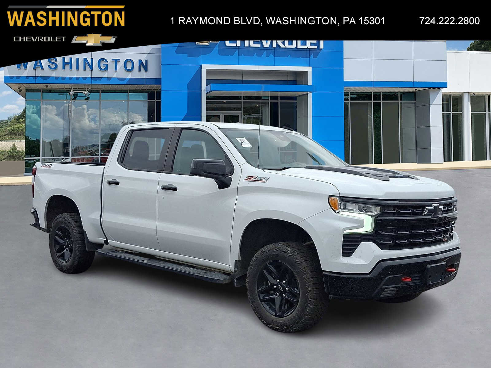 Used 2024 Chevrolet Silverado 1500 LT Trail Boss w/ Protection Package AWD/4WD image 1