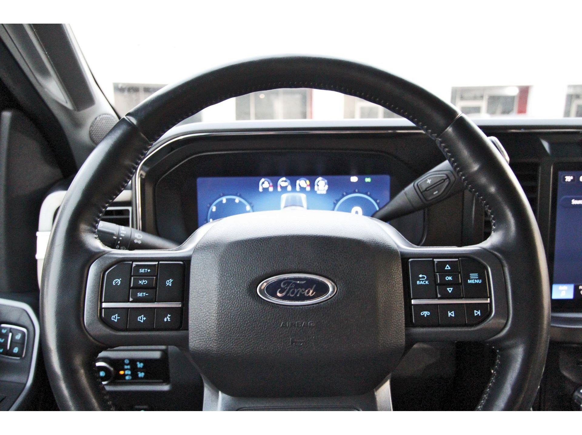 Used 2024 Ford F250 Lariat w/ Sport Appearance Package AWD/4WD image 16