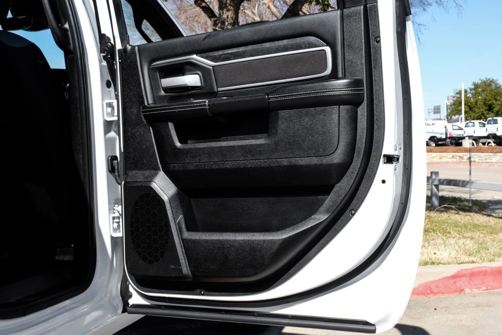 Used 2024 RAM 3500 Big Horn w/ Safety Group AWD/4WD image 49