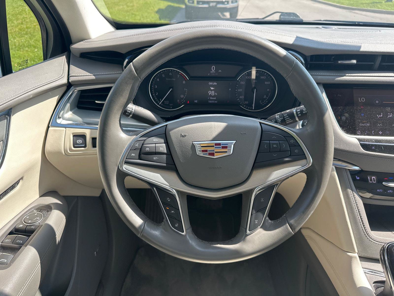 Used 2022 Cadillac XT5 Premium Luxury FWD image 21