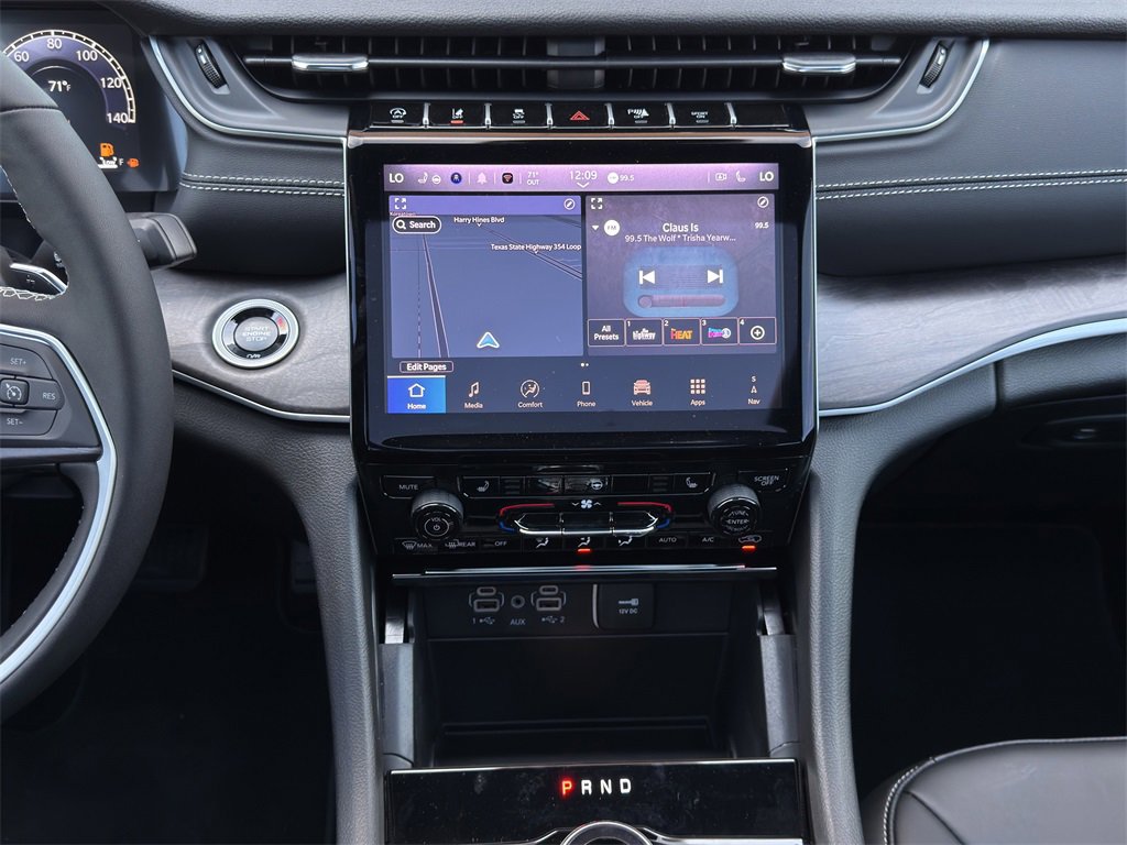 New 2025 Jeep Grand Cherokee L Limited w/ Black Appearance Package image 14