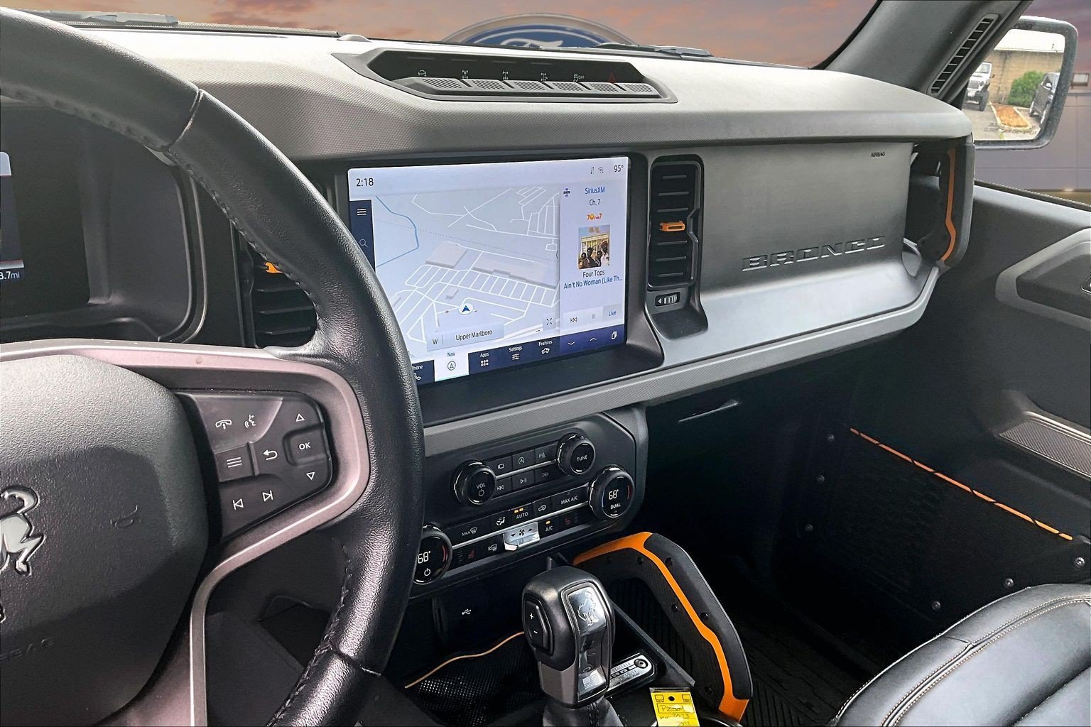 Used 2023 Ford Bronco Badlands AWD/4WD image 6