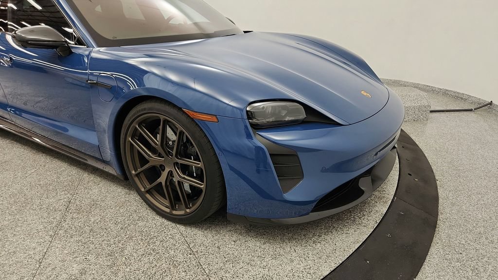 Used 2021 Porsche Taycan Turbo S AWD/4WD image 30