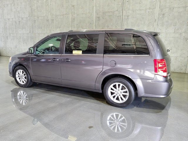 Used 2018 Dodge Grand Caravan SXT image 17