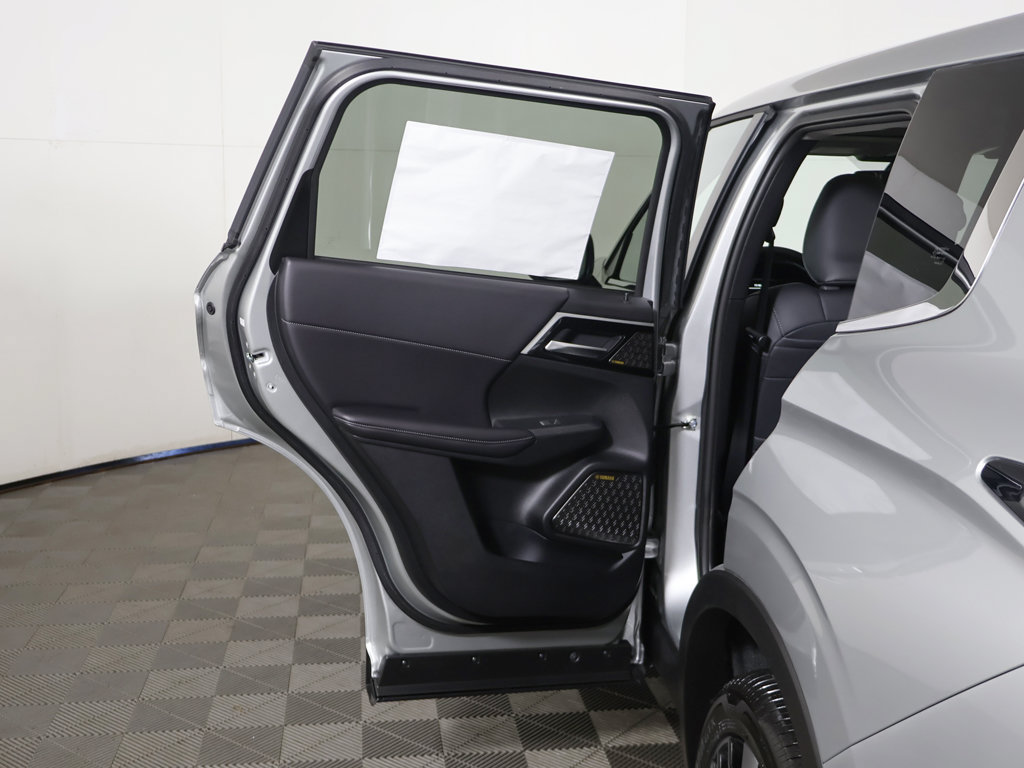 New 2027 Mitsubishi Outlander SE AWD/4WD image 26