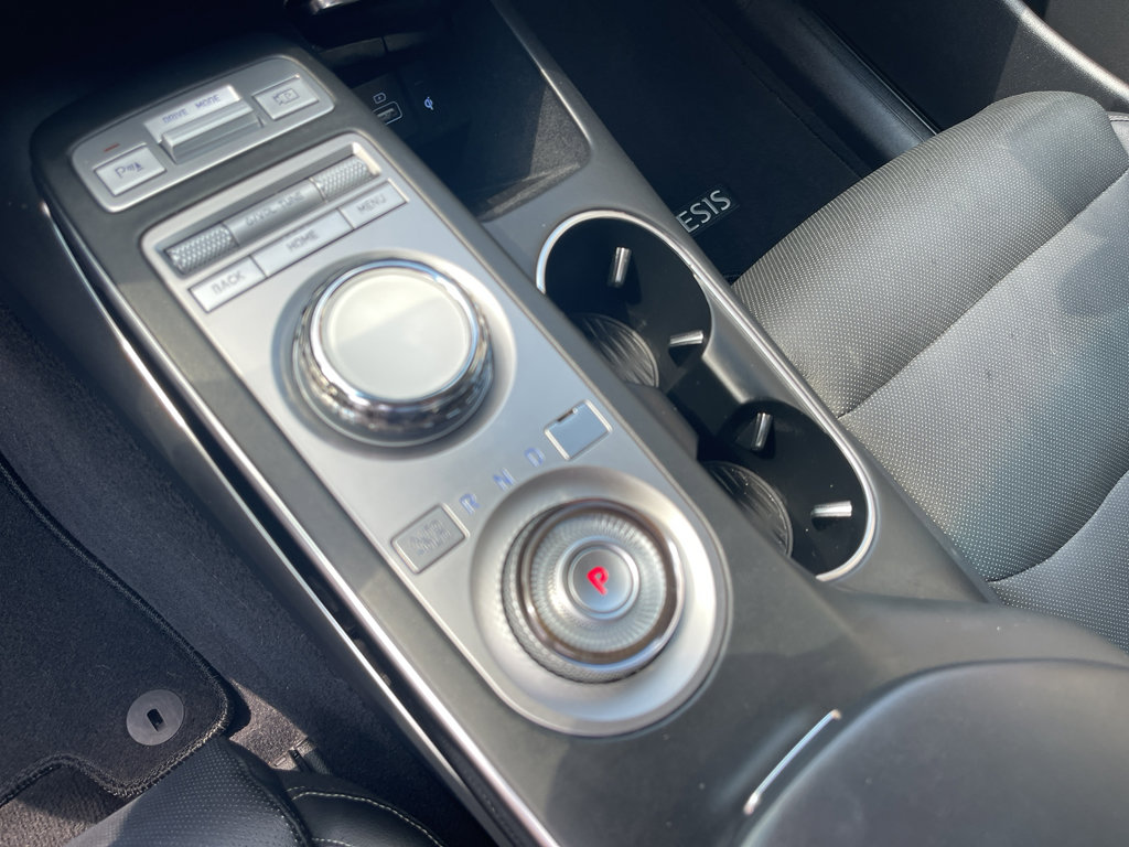 Used 2025 Genesis GV70 2.5T image 28