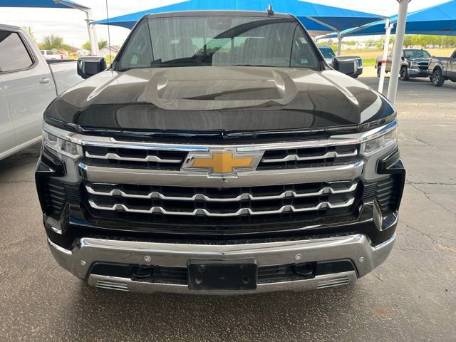 Used 2022 Chevrolet Silverado 1500 LTZ w/ Technology Package image 2