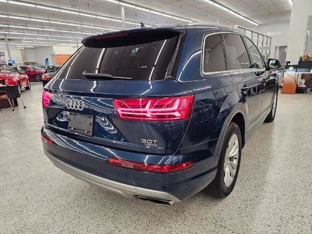 Used 2018 Audi Q7 3.0T Premium Plus w/ Premium Plus Package AWD/4WD image 4