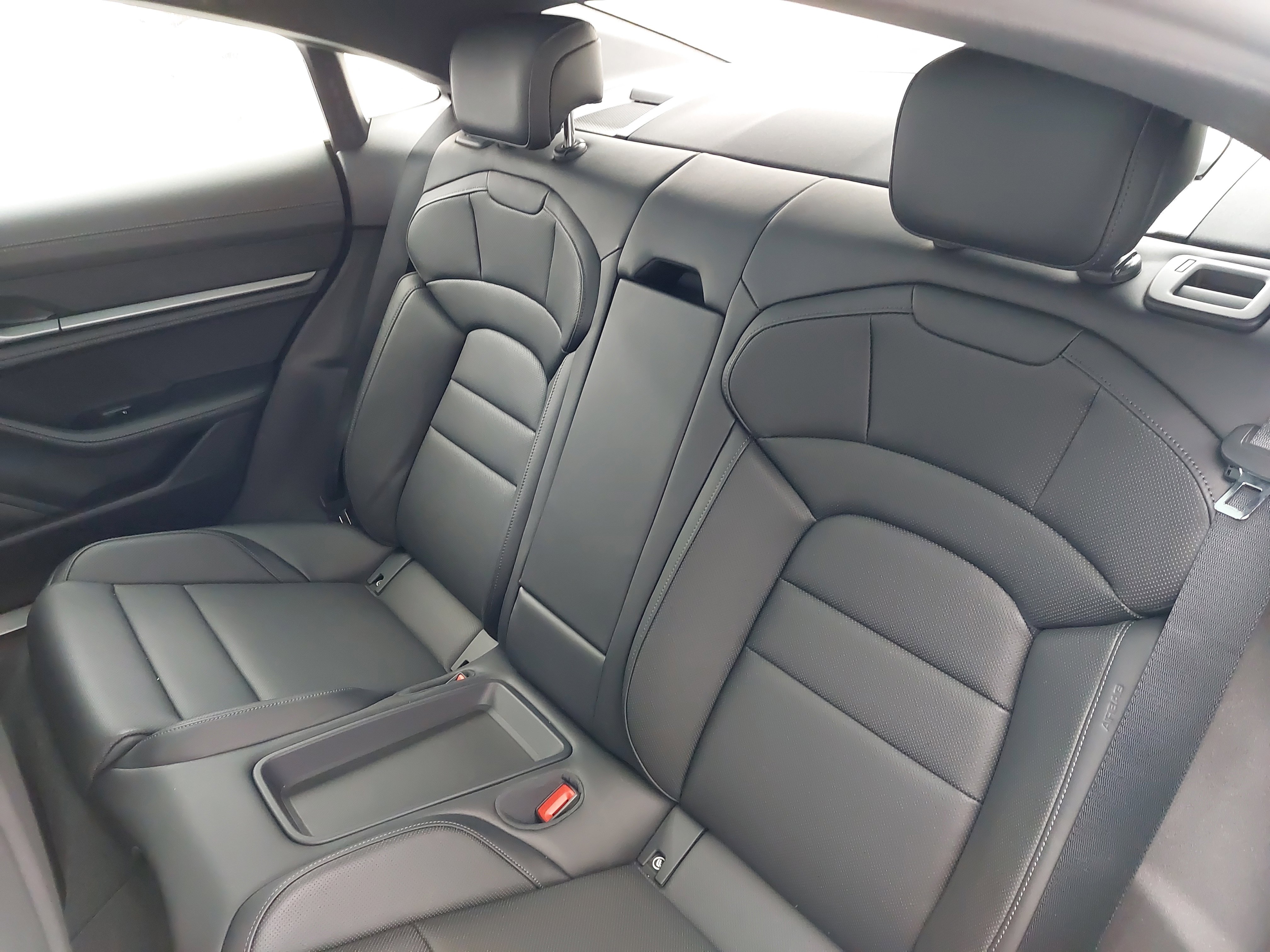 New 2025 Porsche Taycan 4S image 16