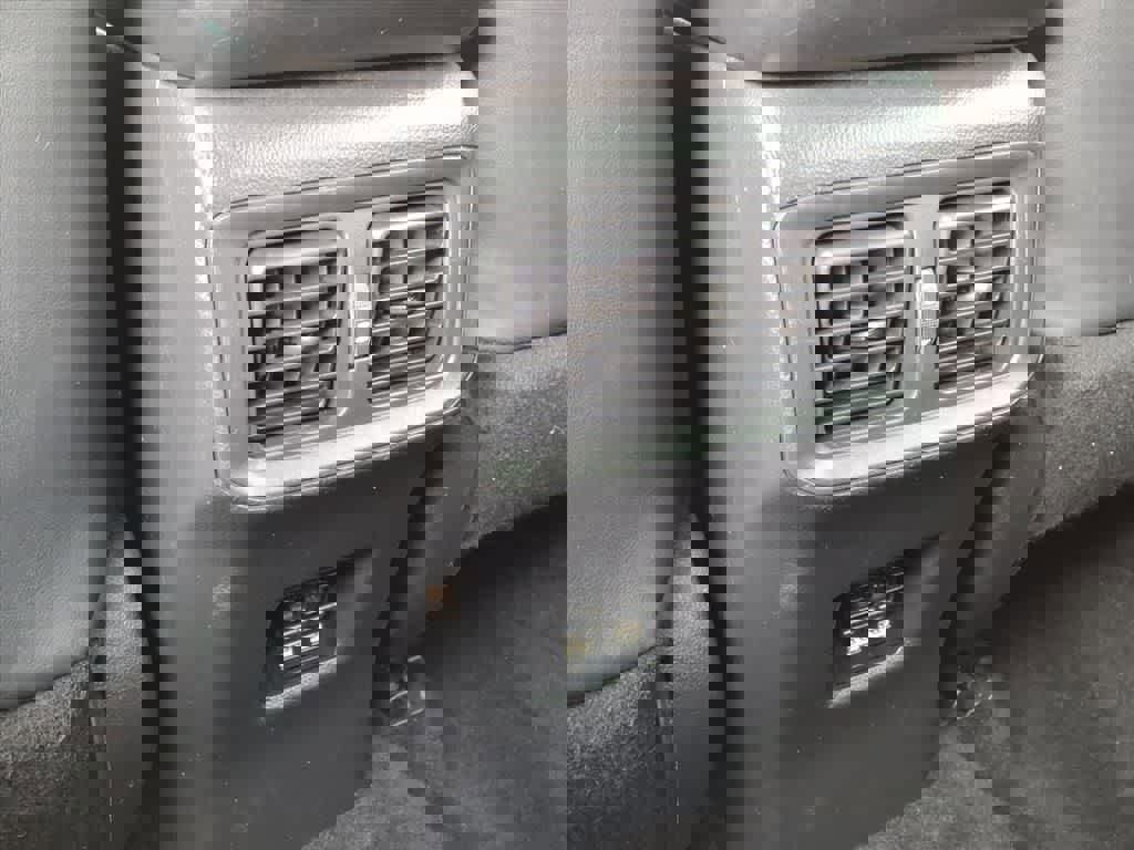 Used 2021 Toyota RAV4 XSE image 11