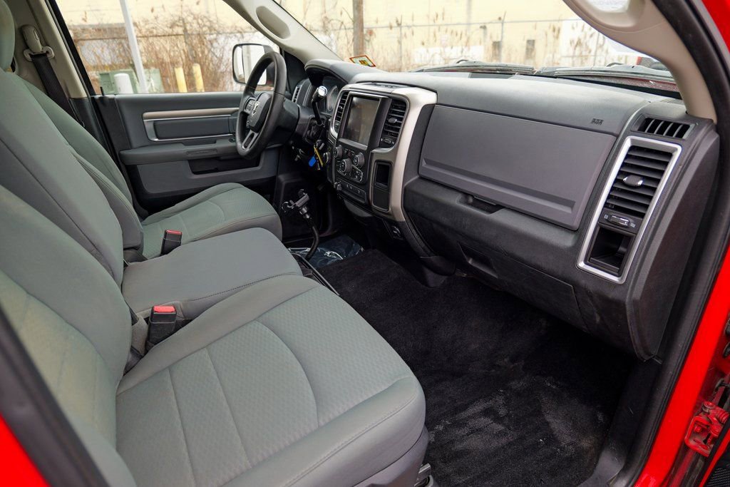 Used 2015 RAM 2500 SLT image 31